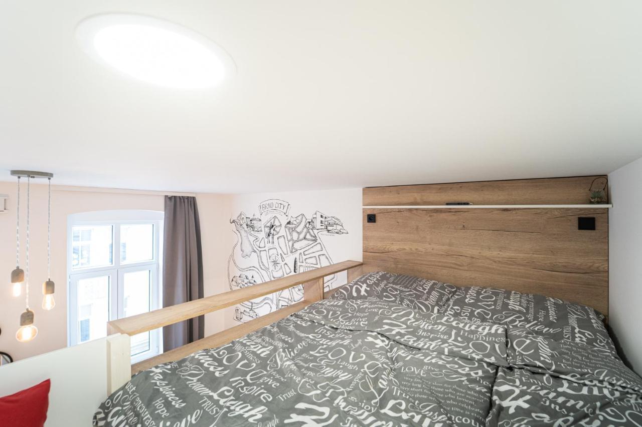 Brno City Apartment Near Malinovskeho Square Exterior foto